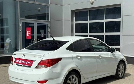 Hyundai Solaris II рестайлинг, 2013 год, 640 000 рублей, 4 фотография