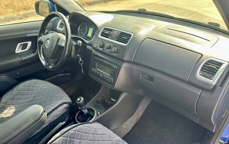 Skoda Fabia II, 2009 год, 400 000 рублей, 8 фотография