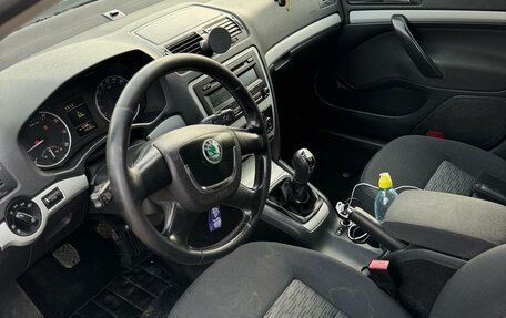 Skoda Octavia, 2011 год, 860 000 рублей, 9 фотография