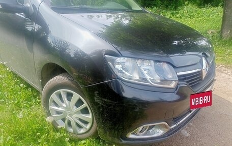Renault Logan II, 2017 год, 750 000 рублей, 11 фотография