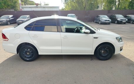 Volkswagen Polo VI (EU Market), 2015 год, 790 000 рублей, 2 фотография