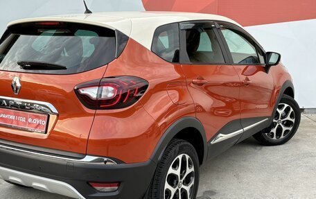 Renault Kaptur I рестайлинг, 2017 год, 1 370 000 рублей, 26 фотография