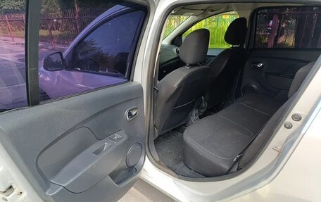 Renault Sandero II рестайлинг, 2015 год, 540 000 рублей, 9 фотография