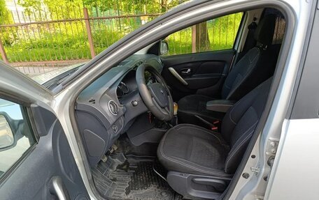 Renault Sandero II рестайлинг, 2015 год, 540 000 рублей, 10 фотография