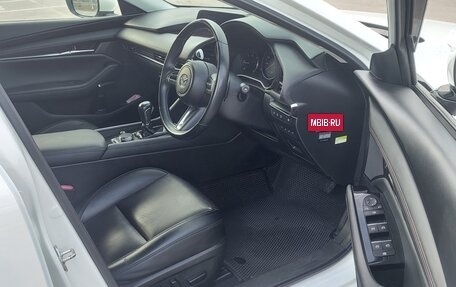 Mazda 3, 2019 год, 1 800 000 рублей, 14 фотография