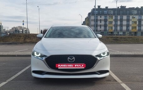 Mazda 3, 2019 год, 1 800 000 рублей, 5 фотография
