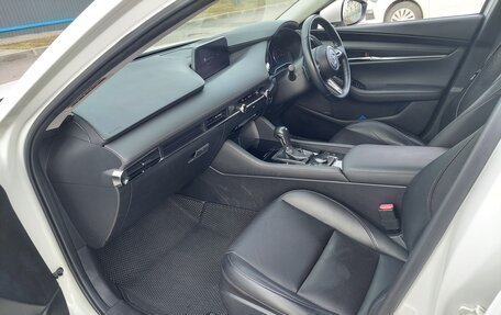 Mazda 3, 2019 год, 1 800 000 рублей, 15 фотография