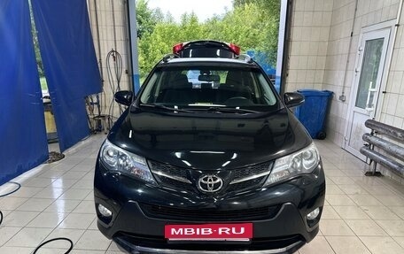 Toyota RAV4, 2014 год, 1 950 000 рублей, 2 фотография