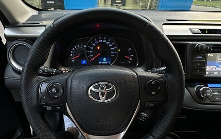Toyota RAV4, 2014 год, 1 950 000 рублей, 13 фотография