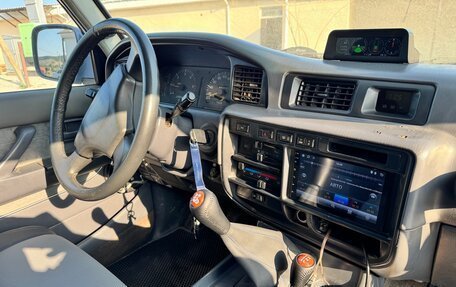 Toyota Land Cruiser 80 рестайлинг, 1995 год, 2 990 000 рублей, 11 фотография
