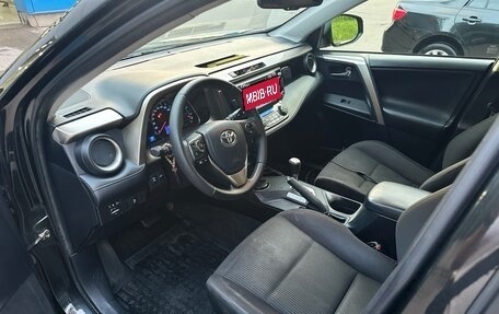 Toyota RAV4, 2014 год, 1 950 000 рублей, 10 фотография