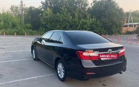 Toyota Camry, 2013 год, 1 640 000 рублей, 2 фотография