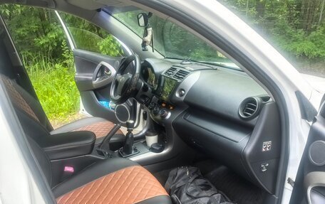 Toyota RAV4, 2012 год, 1 350 000 рублей, 11 фотография