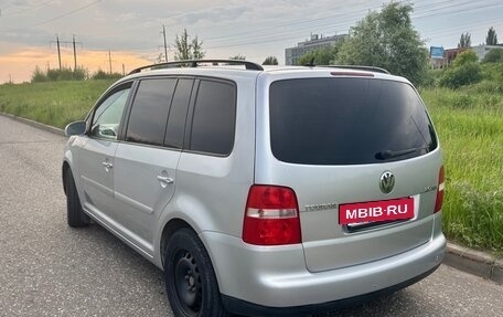 Volkswagen Touran III, 2005 год, 770 000 рублей, 6 фотография