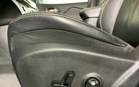 Jeep Cherokee, 2014 год, 1 175 000 рублей, 16 фотография