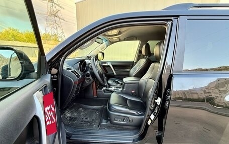 Toyota Land Cruiser Prado 150 рестайлинг 2, 2014 год, 3 698 000 рублей, 11 фотография