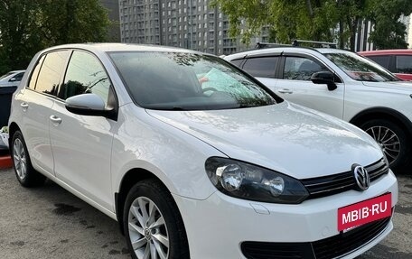 Volkswagen Golf VI, 2009 год, 830 000 рублей, 3 фотография