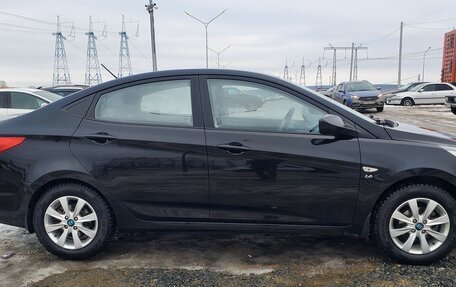 Hyundai Solaris II рестайлинг, 2012 год, 1 200 000 рублей, 2 фотография