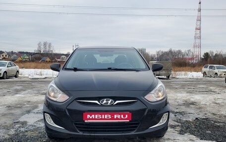 Hyundai Solaris II рестайлинг, 2012 год, 1 200 000 рублей, 5 фотография