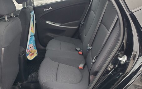 Hyundai Solaris II рестайлинг, 2012 год, 1 200 000 рублей, 11 фотография