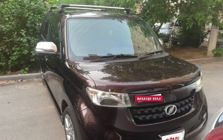 Toyota bB II рестайлинг, 2012 год, 1 110 000 рублей, 2 фотография