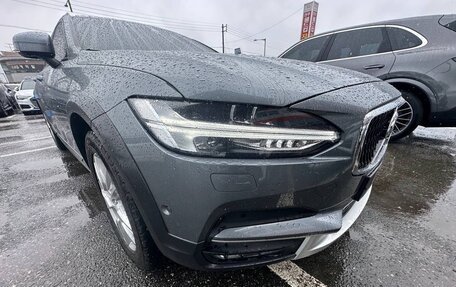 Volvo V90 Cross Country I рестайлинг, 2017 год, 3 640 000 рублей, 6 фотография