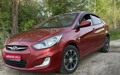 Hyundai Solaris II рестайлинг, 2011 год, 600 000 рублей, 1 фотография
