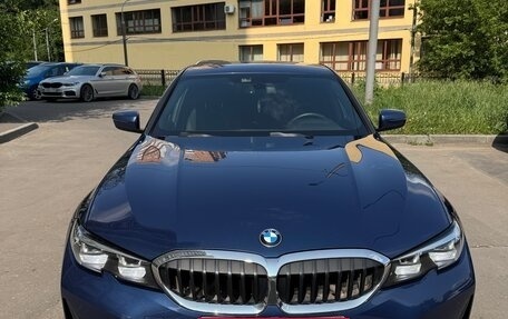 BMW 3 серия, 2021 год, 4 000 000 рублей, 1 фотография