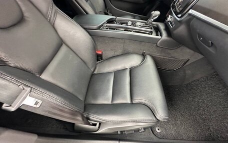 Volvo V90 Cross Country I рестайлинг, 2017 год, 3 640 000 рублей, 27 фотография