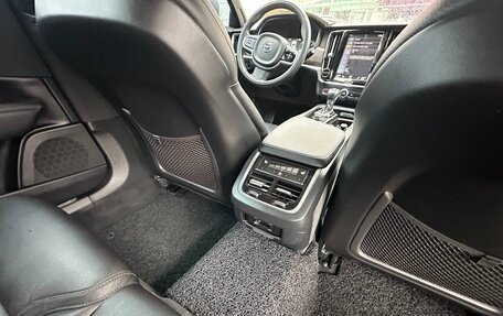 Volvo V90 Cross Country I рестайлинг, 2017 год, 3 640 000 рублей, 35 фотография