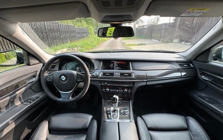 BMW 7 серия, 2014 год, 2 150 000 рублей, 10 фотография