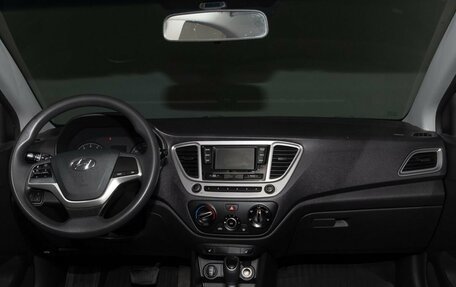 Hyundai Solaris II рестайлинг, 2019 год, 1 450 000 рублей, 9 фотография