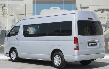 Toyota HiAce H200, 2014 год, 3 045 000 рублей, 2 фотография