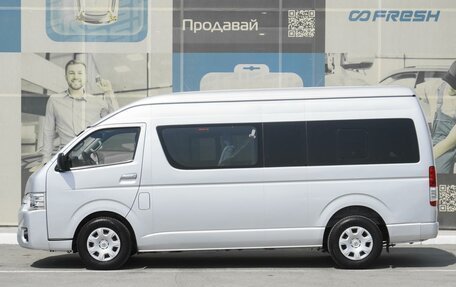 Toyota HiAce H200, 2014 год, 3 045 000 рублей, 4 фотография