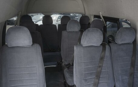 Toyota HiAce H200, 2014 год, 3 045 000 рублей, 8 фотография