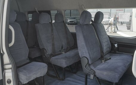 Toyota HiAce H200, 2014 год, 3 045 000 рублей, 7 фотография