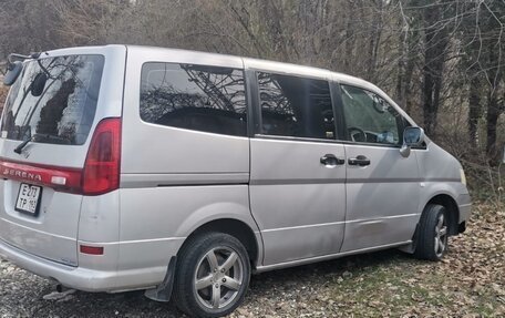 Nissan Serena II, 2001 год, 700 000 рублей, 2 фотография