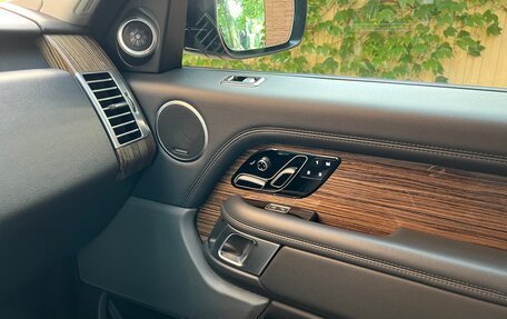 Land Rover Range Rover IV рестайлинг, 2018 год, 7 450 000 рублей, 11 фотография