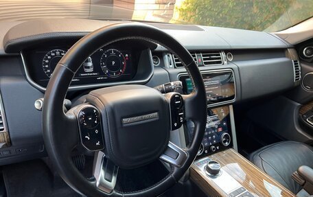 Land Rover Range Rover IV рестайлинг, 2018 год, 7 450 000 рублей, 22 фотография