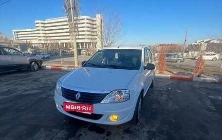 Renault Logan I, 2015 год, 530 000 рублей, 2 фотография