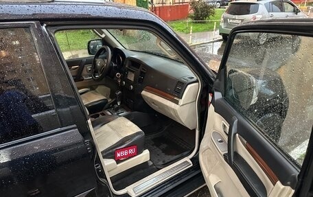 Mitsubishi Pajero IV, 2008 год, 1 000 000 рублей, 7 фотография