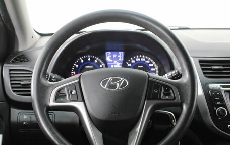 Hyundai Solaris II рестайлинг, 2015 год, 845 000 рублей, 14 фотография