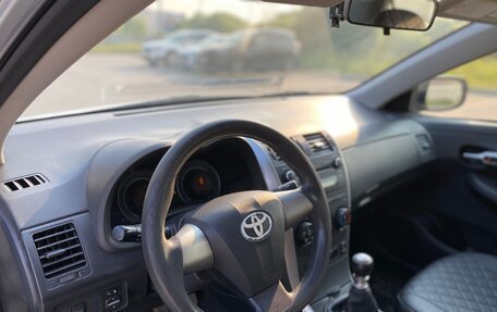 Toyota Corolla, 2011 год, 1 180 000 рублей, 15 фотография