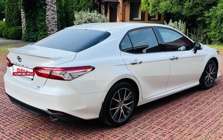 Toyota Camry, 2021 год, 4 350 000 рублей, 4 фотография