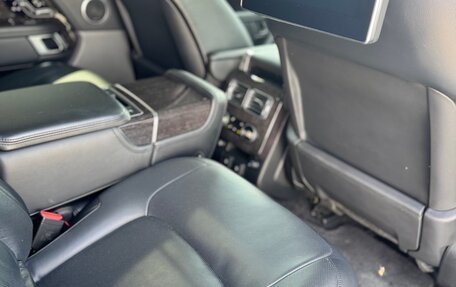 Land Rover Range Rover IV рестайлинг, 2018 год, 9 150 000 рублей, 8 фотография