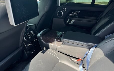 Land Rover Range Rover IV рестайлинг, 2018 год, 9 150 000 рублей, 10 фотография