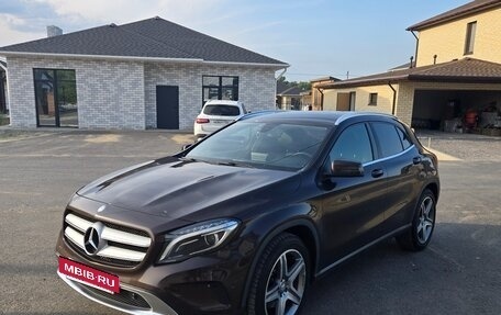 Mercedes-Benz GLA, 2016 год, 2 500 000 рублей, 3 фотография