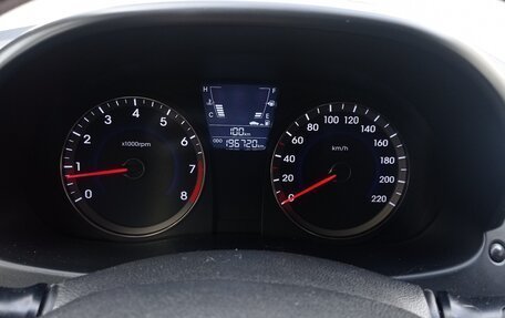 Hyundai Solaris II рестайлинг, 2011 год, 600 000 рублей, 7 фотография
