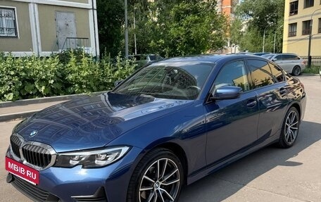 BMW 3 серия, 2021 год, 4 000 000 рублей, 2 фотография