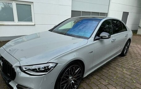 Mercedes-Benz S-Класс, 2024 год, 32 660 000 рублей, 3 фотография